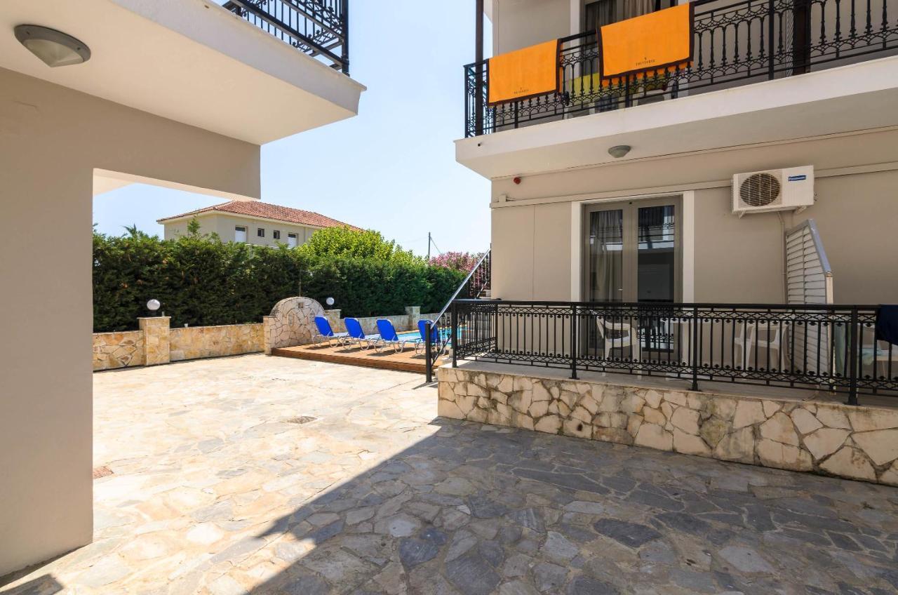 Karras Livin Apartment Laganas Exterior photo