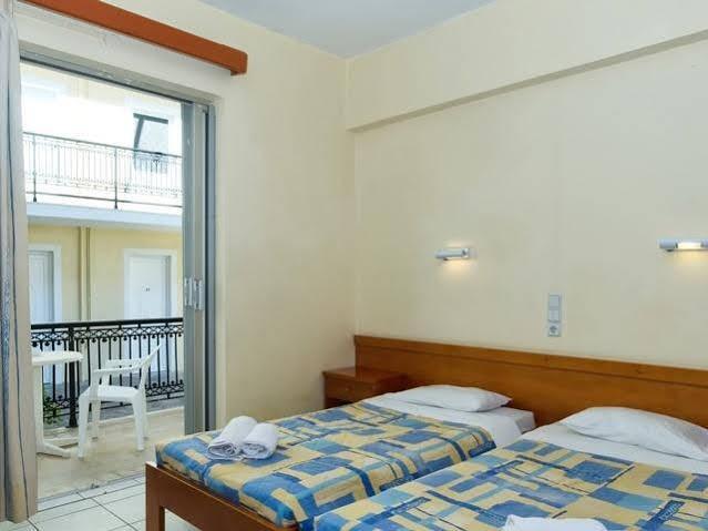 Karras Livin Apartment Laganas Exterior photo